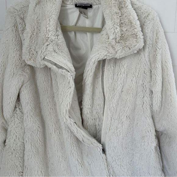 NWT Patagonia Pelage fuzzy faux fur full-zip jacket - Picture 7 of 9